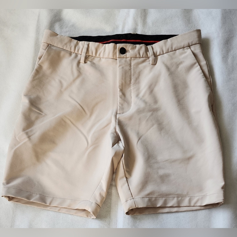 Kenneth Cole Awareness Awear-tech  Slim Fit Tan Shorts Size 36